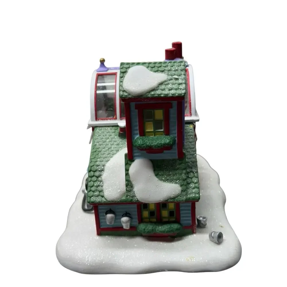 Dept 56 North Pole Series”Beard Bros Sleigh Wash” 56740 Retired 2001 Excellent